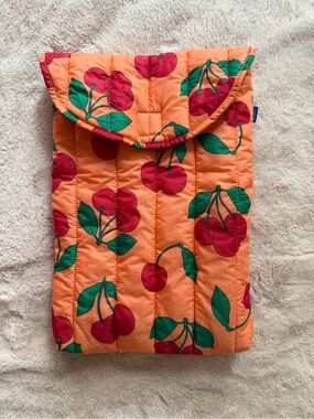 BAGGU Puffy Laptop Sleeve 13”/14” Sherbert Cherry